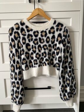Sunday Best Leopard Print Fuzzy Crewneck Sweater - White/Tan/Black